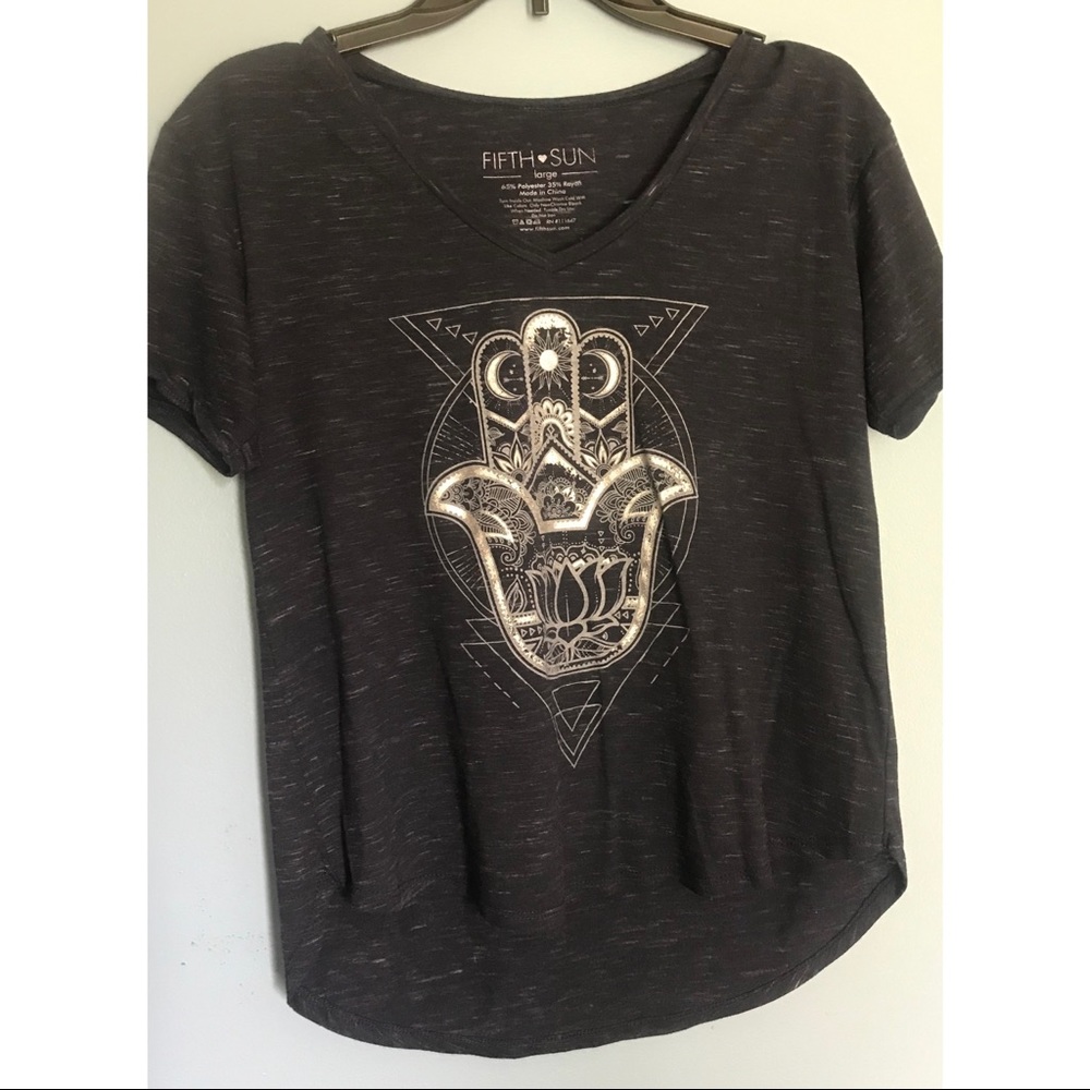 ☮️ Metallic Hamsa Graphic Tee